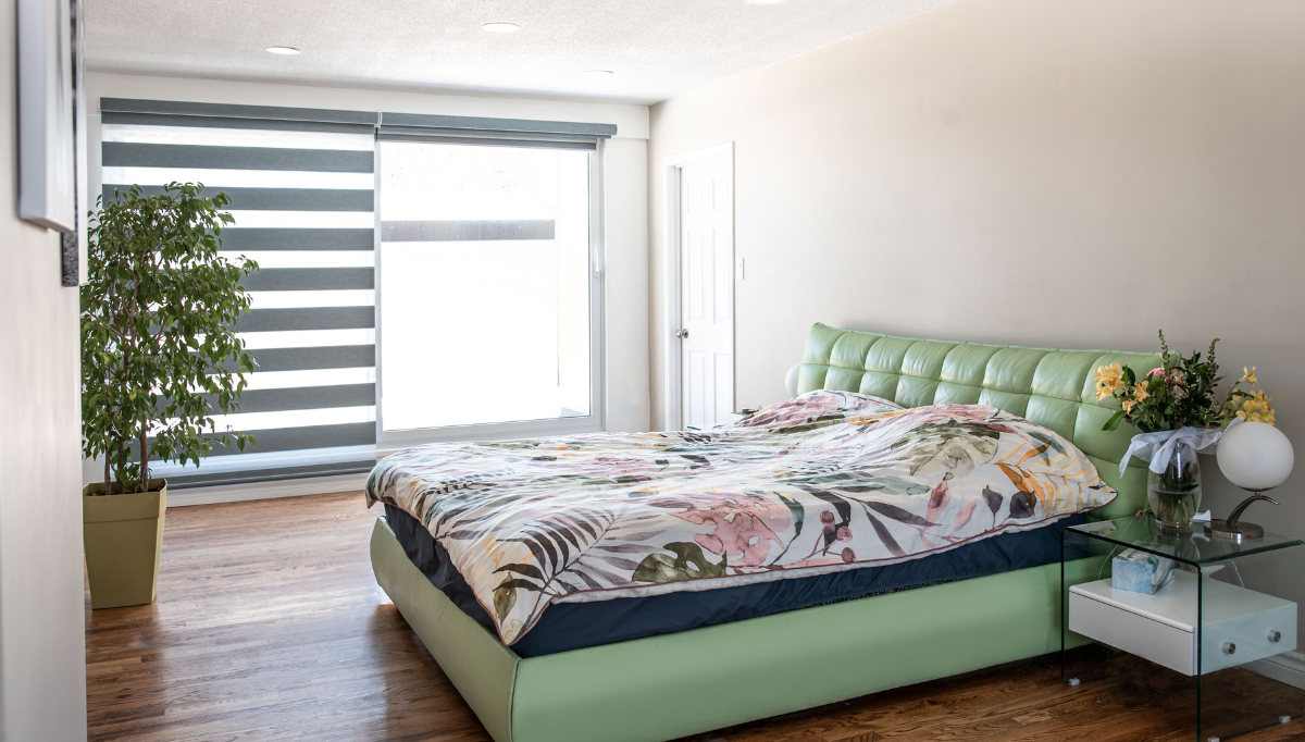 House of Blinds (12)